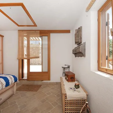 Дом отдыха Holiday Queen Of Kornati