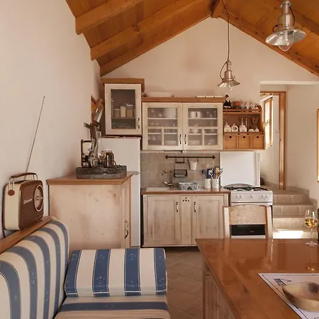 Holiday Queen Of Kornati Дом отдыха Vrulje (Kornati)