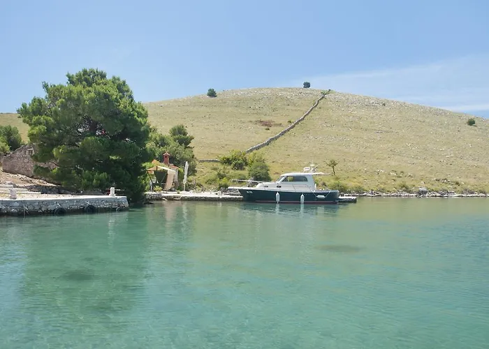 בית נופש Queen Of Kornati *